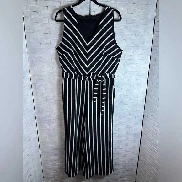 Ann Taylor Black & White Jumpsuit striped evening business casual plus size - Picture 2 of 13